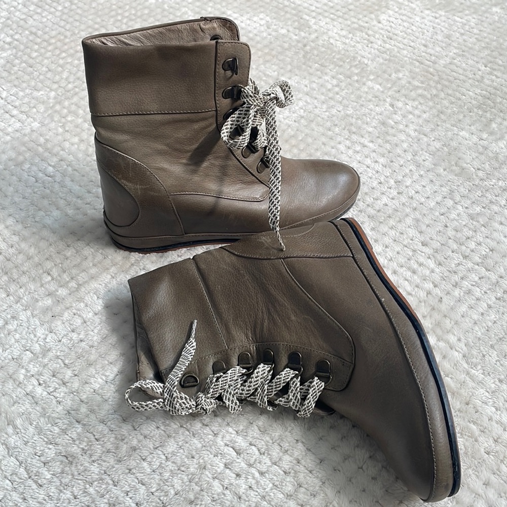 80%20 lace up combat boot
